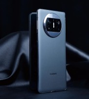 华为Mate X3折叠屏适合炒股吗？大屏看盘更清晰