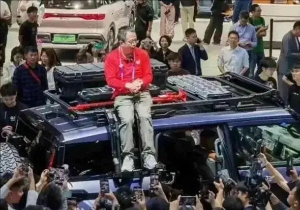 80名花季少女被骗百万,这帮00后把网贷玩出了花……