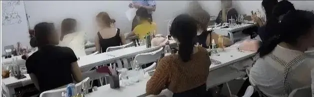 80名花季少女被骗百万,这帮00后把网贷玩出了花……