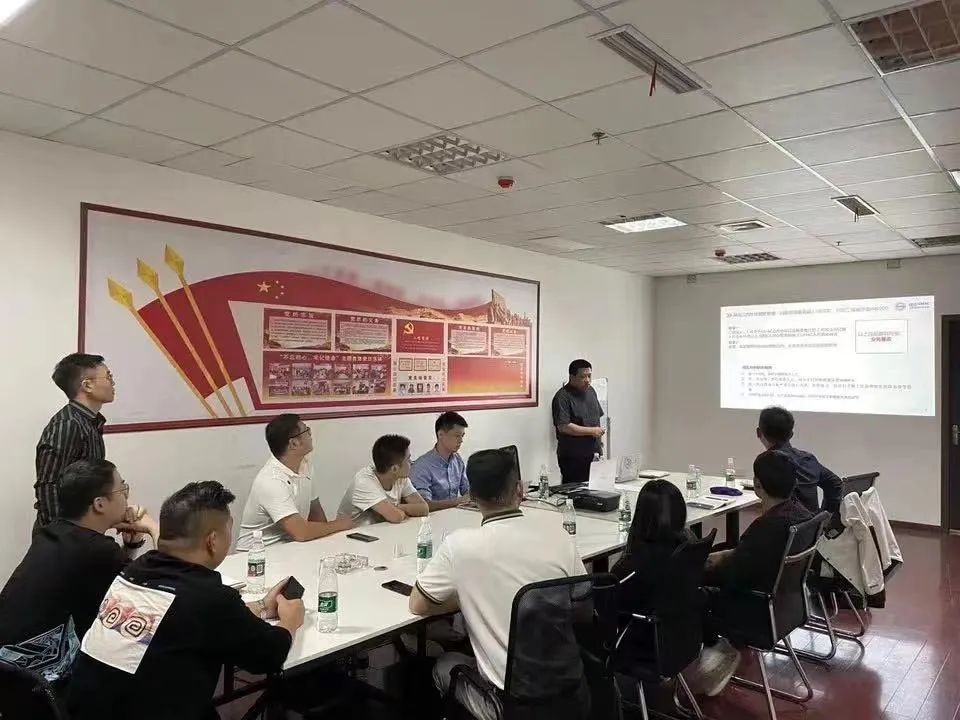 上汽通用汽车金融经销商扶持_以融助产汽车金融_上海通用金融图片