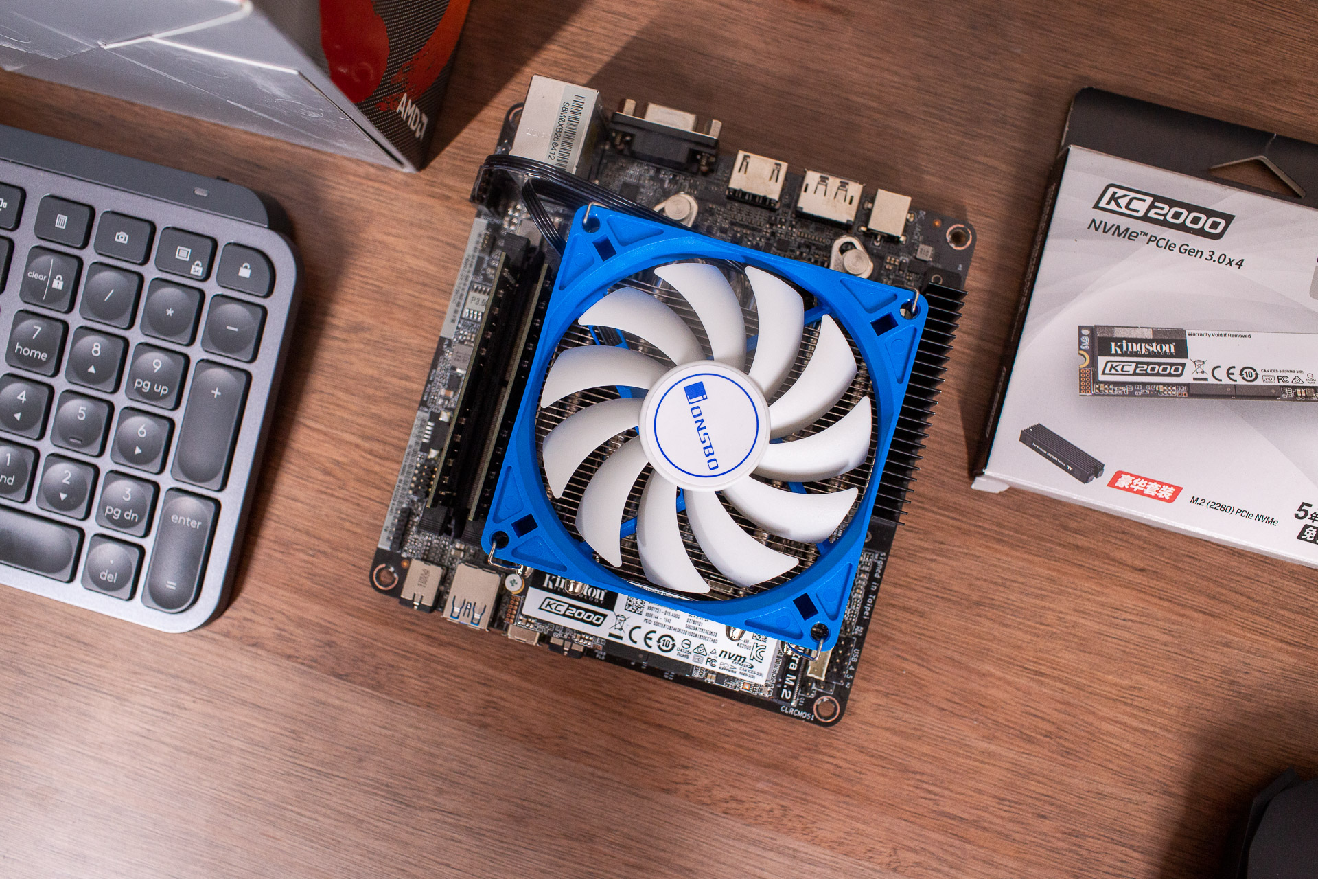 炒股用屏幕_多屏炒股电脑_炒股专用电脑6屏