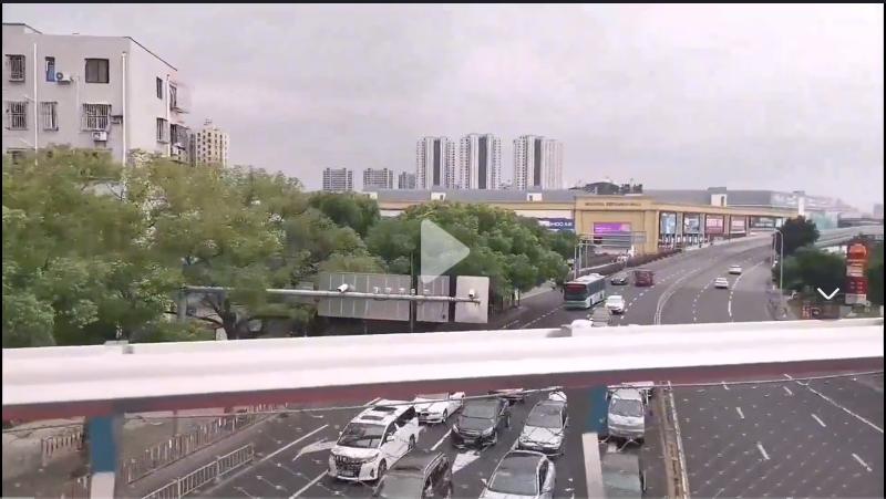 股民跳楼视频_网络谣言传播危害_宁波女子商场坠楼真相