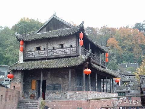 凤凰古城旅游攻略_凤凰古城景点介绍_凤凰金融平台