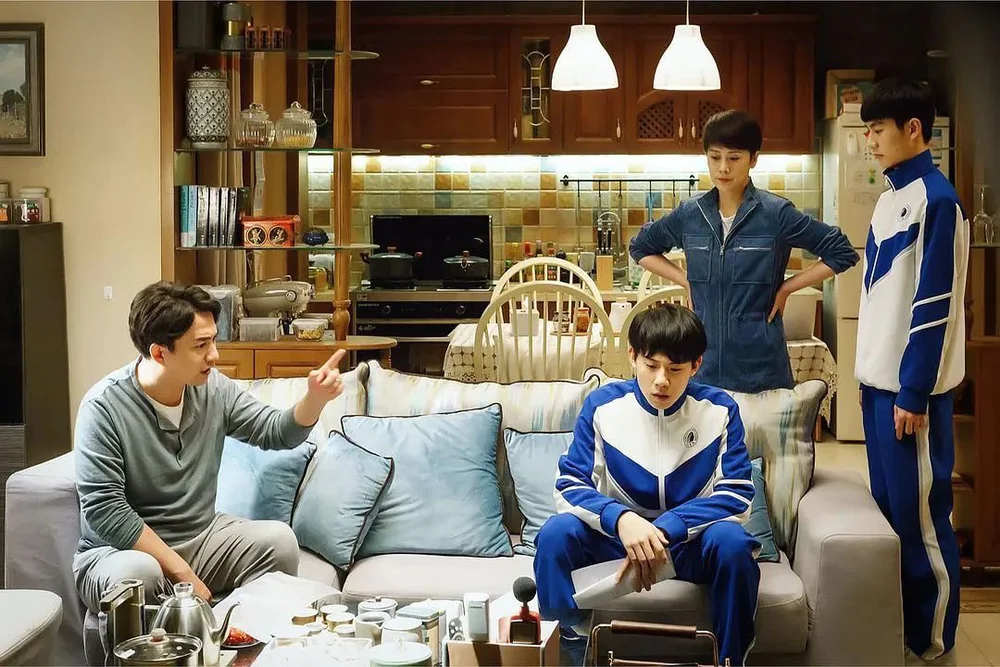 摇摆态买房决策_够房人买房心态_炒房炒成房东,炒股炒成股东