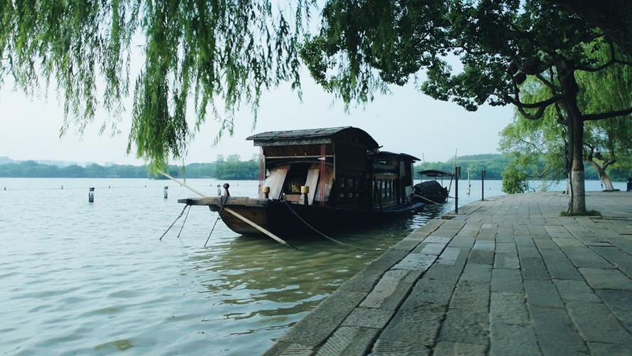 金融纪录片_南湖红船租金揭秘_红色金融纪录片