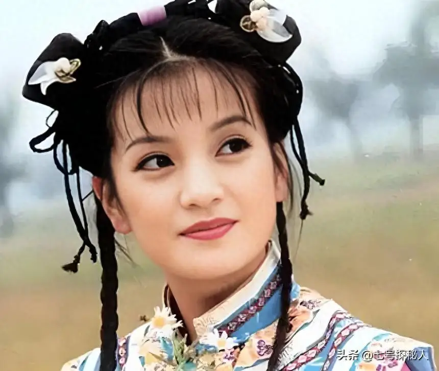 赵薇还珠格格经历_赵薇炒股赔钱_赵薇商业投资失败案例